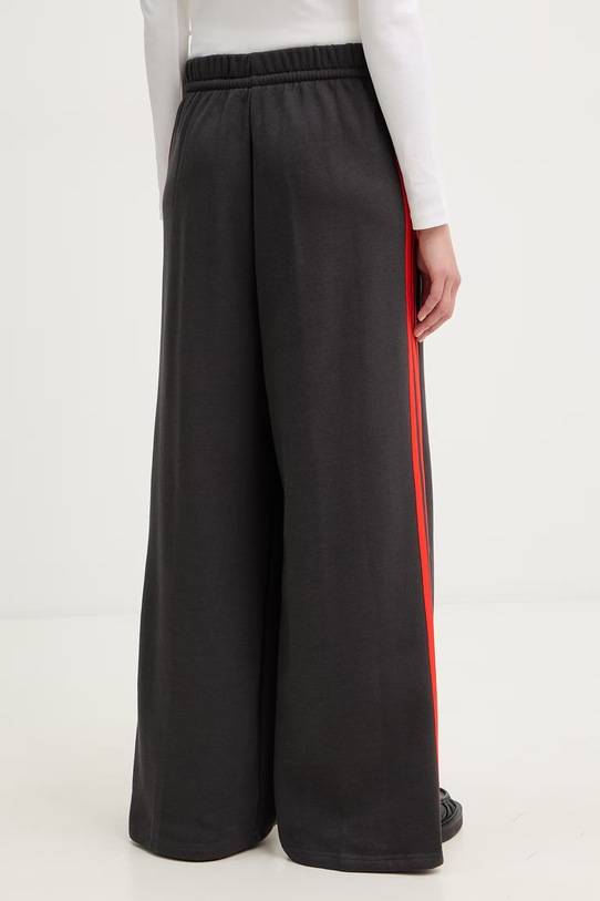 Adidas spodnie dresowe damskie x Audi szary KE8347