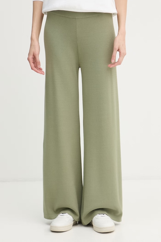 United Colors of Benetton pantaloni de trening de damă cu vâscoză verde 1LHGDF015