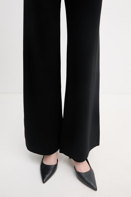 United Colors of Benetton spodnie dresowe damskie z wiskozą czarny 1LHGDF015