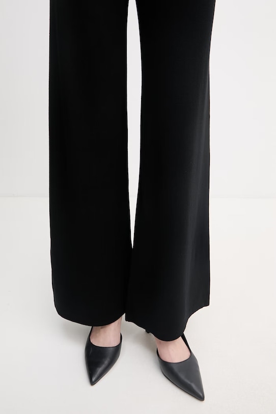 United Colors of Benetton spodnie dresowe damskie z wiskozą czarny 1LHGDF015