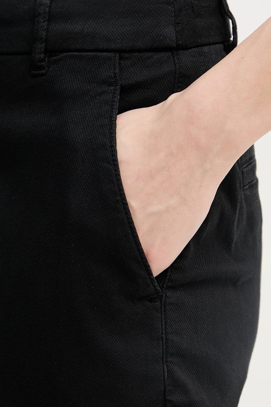 United Colors of Benetton hlače za žene od pamuka s elastanom crna 4CDRDF0AV