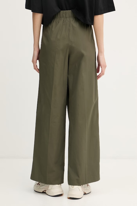 Oblačila Calvin Klein Jeans hlače ženske bombažne LV047F636G zelena