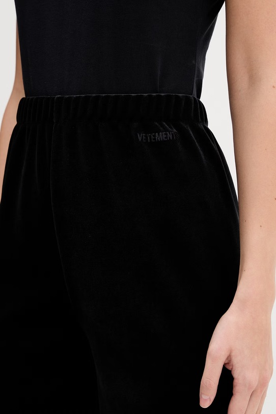 VETEMENTS spodnie welurowe czarny WE76PA420B