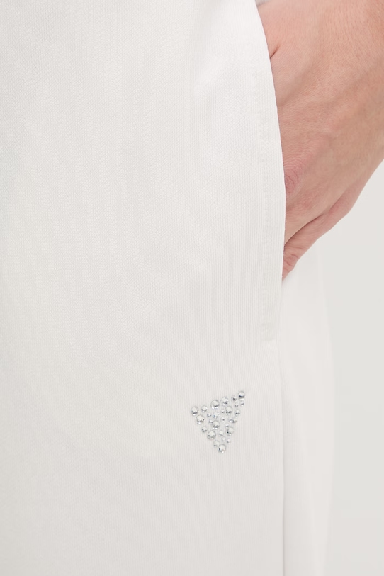 Guess spodnie dresowe damskie z bawełną SILVY biały V6GB11.K3095