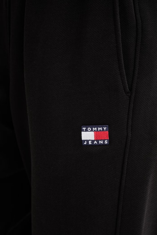 Tommy Jeans teplákové nohavice dámske bavlnené čierna DW0DW22780