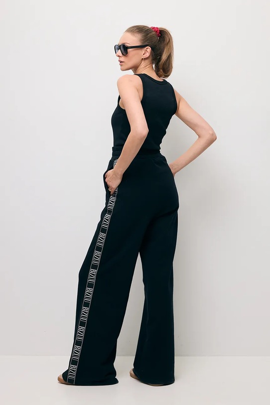 Odzież Bizuu spodnie dresowe PETRY PETRY.CZARNY czarny