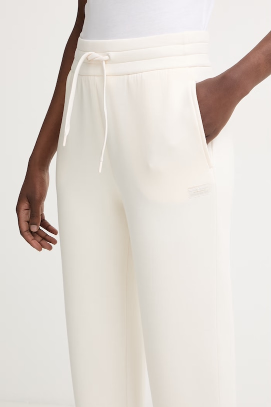 Armani Exchange pantaloni de trening pentru femei bej XW002043.AF21290