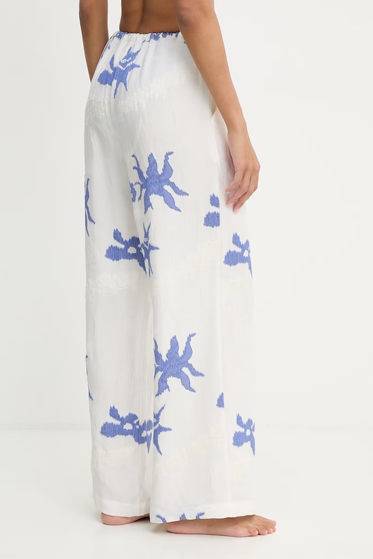 Odzież OAS spodnie damskie z lyocellem 502003.6754 biały