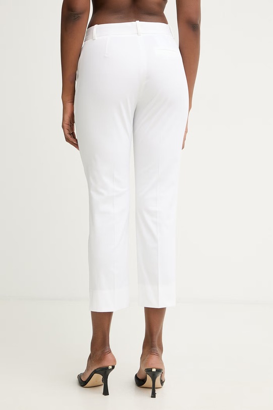 Odzież BOSS spodnie carrot damskie bawełniane z elastanem Tapria-Crop2 50551937 beżowy