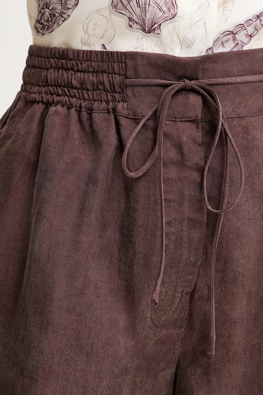 BOSS σορτς γυναικεία από lyocell Tomica καφέ 50568332