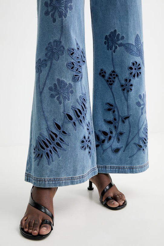 MUNTHE jeansy ECUBE niebieski 261142026113