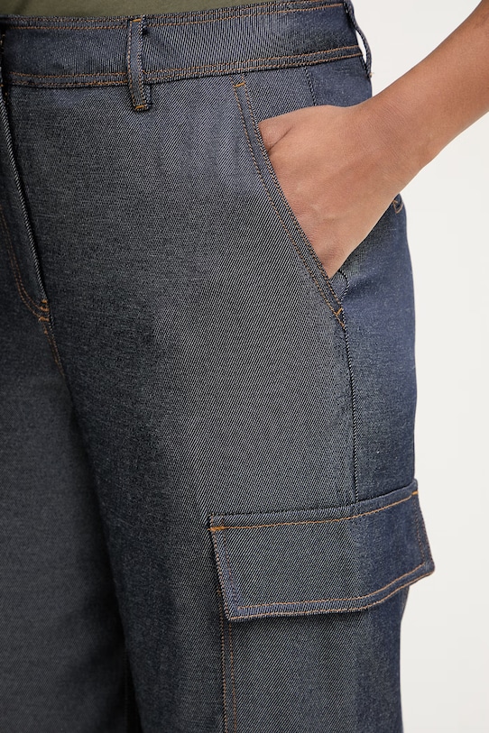 Oblečenie Guess nohavice dámske REGINE W6RB65.WL842 tmavomodrá