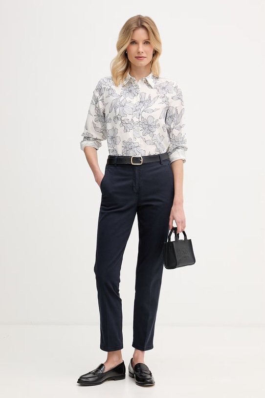 United Colors of Benetton Hlače chinos ženske od pamuka s elastanom 4Y77DF0AW mornarsko plava SS26