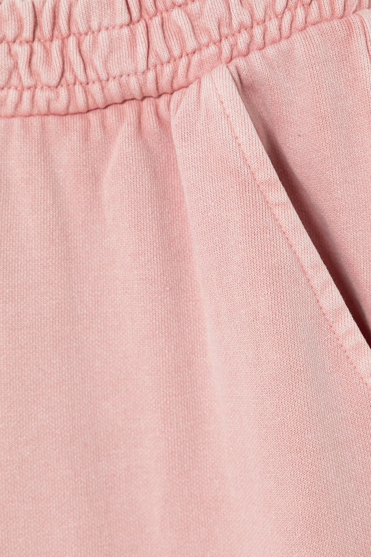 Dziewczynka Guess spodnie dresowe bawełniane dziecięce J6RB10.KAX74.PPY2 różowy