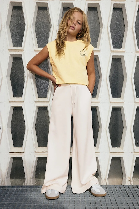 Mayoral spodnie dresowe dziecięce z elastanem beżowy 6555.8E.Junior.PPY2