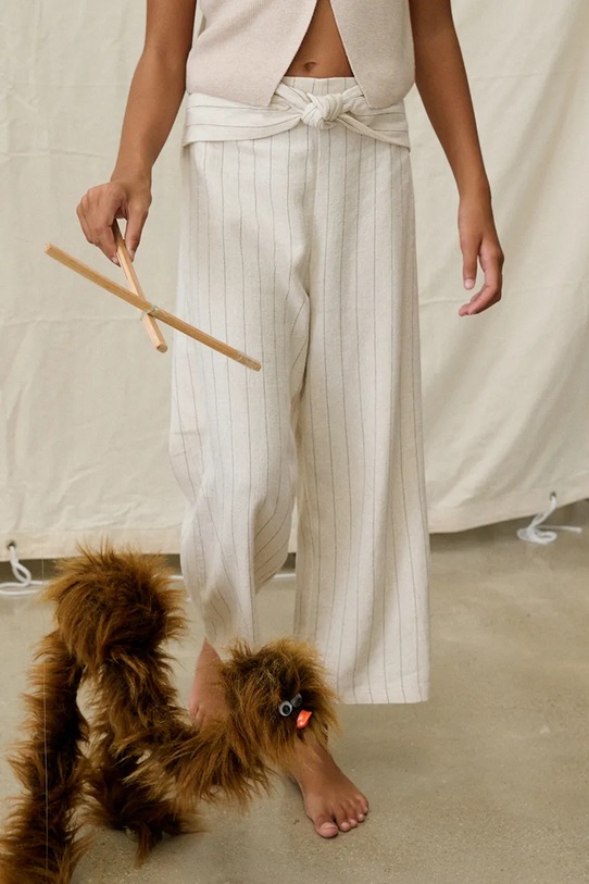 Mayoral spodnie z domieszką lnu dziecięce 6576.8D.Junior.PPY2 beżowy