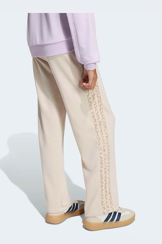 Девочка Детские спортивные штаны adidas KB6973 бежевый