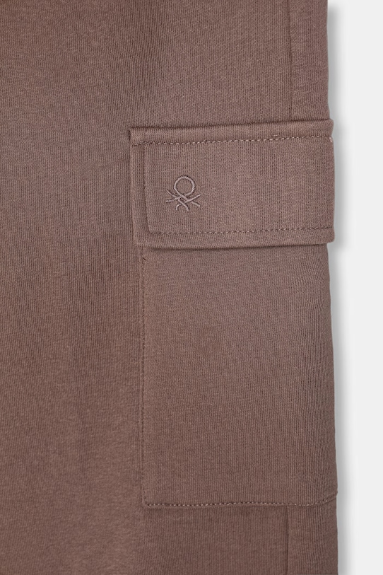 Dievča United Colors of Benetton Teplákové nohavice detské 36EKCF06X.G.Stagionale hnedá