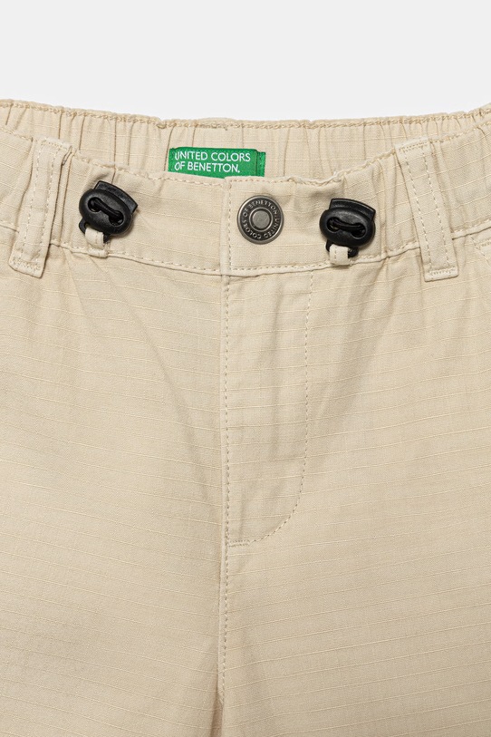 Chłopiec United Colors of Benetton Spodnie joggery dziecięce bawełniane 456SGF01R.P.Stagionale beżowy