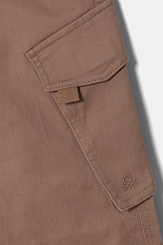 Chłopiec United Colors of Benetton spodnie dziecięce bawełniane z elastanem 4TCGCF05D.G.Stagionale brązowy