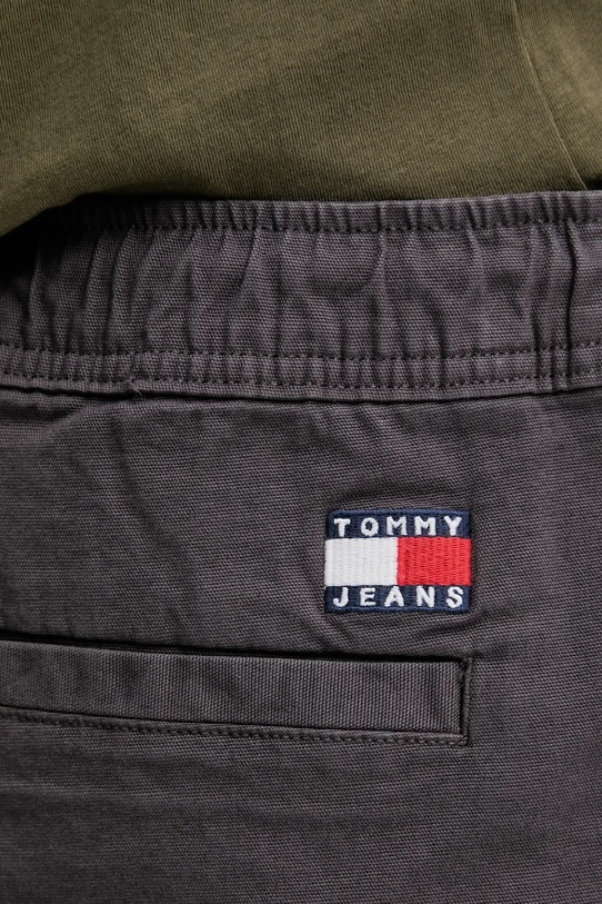 Παντελόνι Tommy Jeans γκρί DM0DM23102