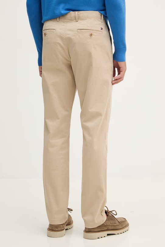Oblačila Tommy Hilfiger hlače moške bombažne z elastanom MW0MW40690 bež