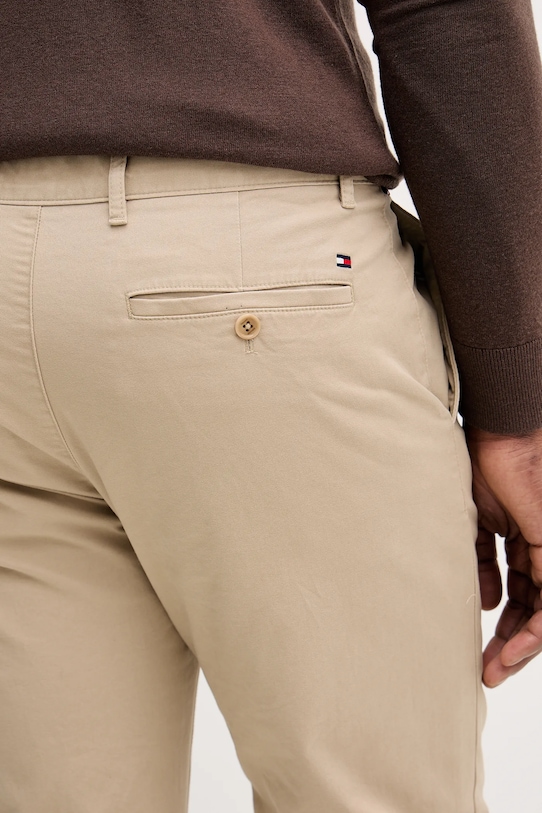 Tommy Hilfiger spodnie beżowy MW0MW40690