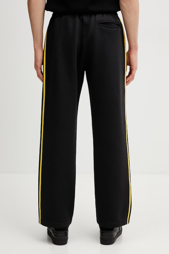 Odzież adidas Originals spodnie dresowe Classic Track Pants KC9062 czarny