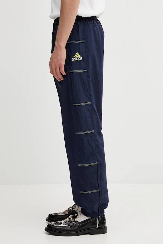 adidas Originals spodnie dresowe Equipment Track Pants tkanina granatowy KD6610