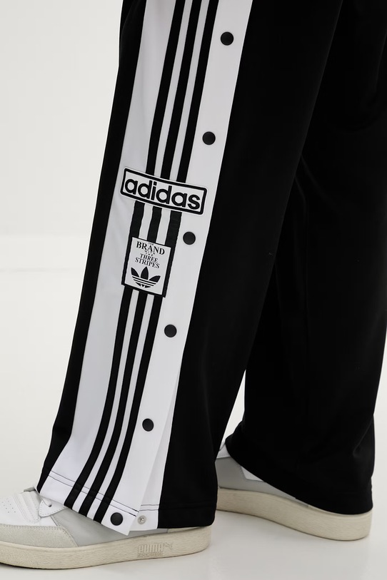 Tepláky adidas Originals Adibreak KD4094 čierna