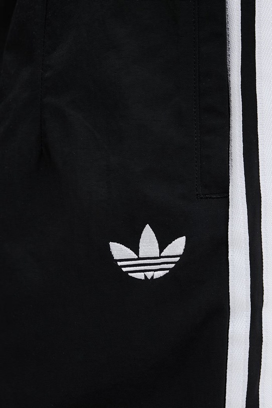 Tepláky adidas Originals čierna KE3589