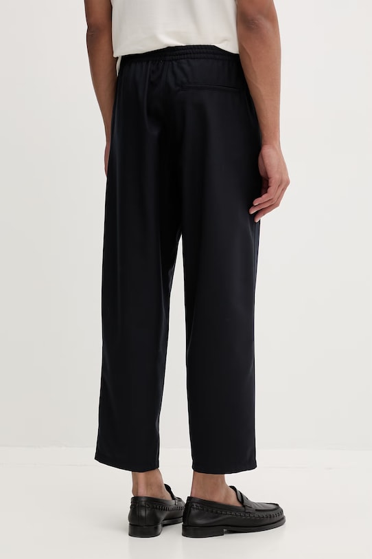 Odzież American Vintage spodnie męskie z dodatkiem lnu MAYA10B granatowy