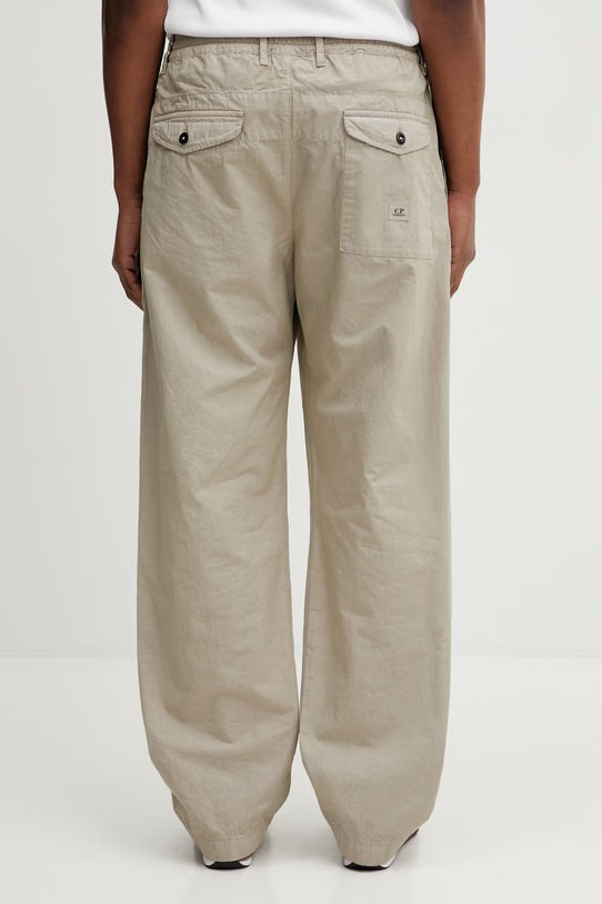 Odzież C.P. Company spodnie bawełniane 20CMPA158A110325G beżowy