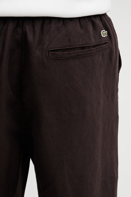 Lacoste spodnie z dodatkiem lnu brązowy HH1972