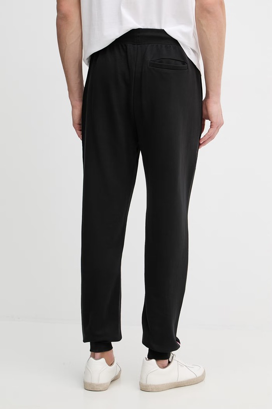 Odzież Tommy Hilfiger spodnie dresowe męskie bawełniane MW0MW42882 czarny