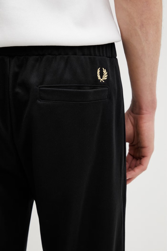 Fred Perry spodnie dresowe męskie czarny T2303