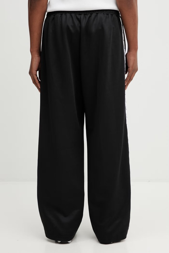 Odzież Fred Perry spodnie dresowe T7171 czarny