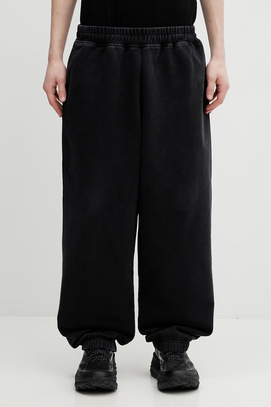 VETEMENTS spodnie dresowe bawełniane Biker Cross Logo gładkie czarny ME76SP160B