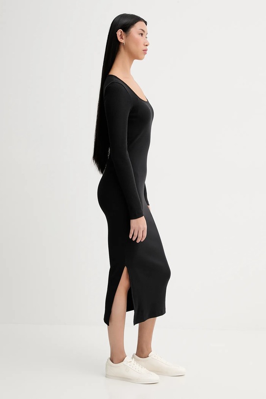 Tommy Jeans sukienka DW0DW21915 czarny SS26