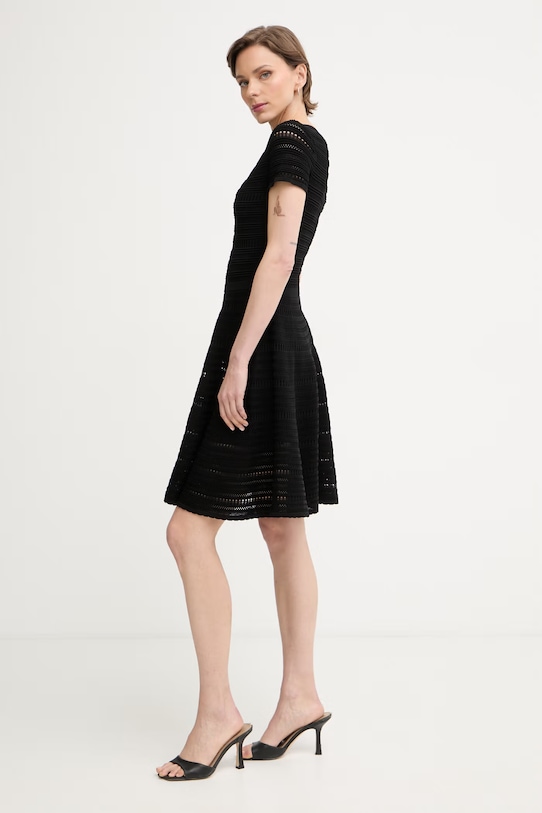 Marciano by Guess svetrové šaty vzorované CAROL G6GK41.Z0636 čierna SS26