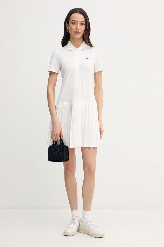 Lacoste sukienka gładka z bawełną EF1822 beżowy SS26