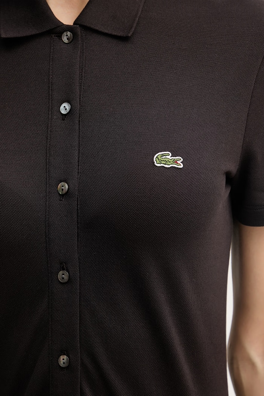 Lacoste sukienka gładka z bawełną EF1822 brązowy