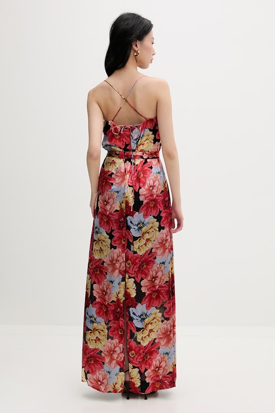 Odzież Gestuz sukienka z jedwabiem 10911030 czerwony