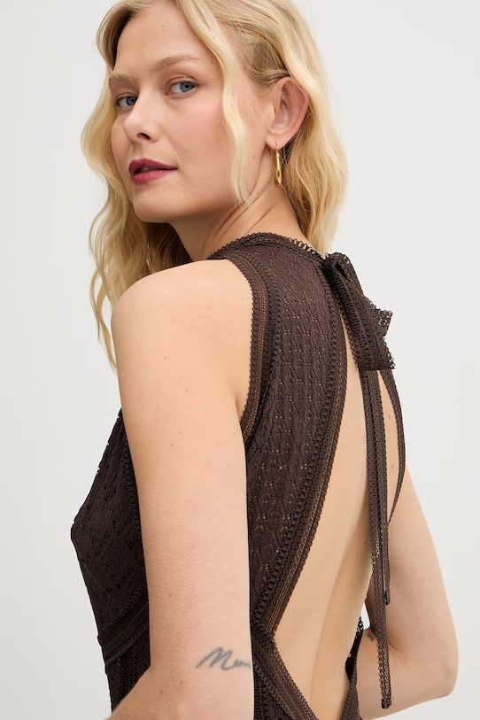 Guess φόρεμα NEW LIZA καφέ W6GKAS.K4219