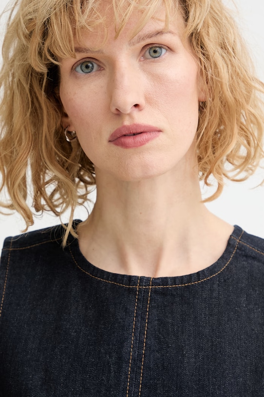 Levi's sukienka 90S COLUMN granatowy 005EG