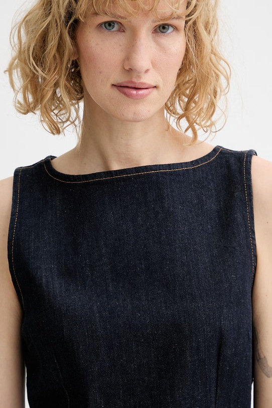 Levi's sukienka jeansowa LITTLE DENIM granatowy 005EN