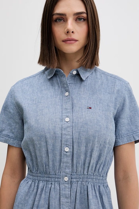 Tommy Jeans sukienka letnia jeansowa DW0DW18556 niebieski