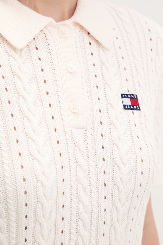 Tommy Jeans рокля тип пуловер от памук DW0DW22591 бежов