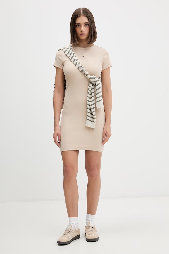 Tommy Jeans sukienka bodycon bawełniana z elastanem DW0DW22613 beżowy SS26