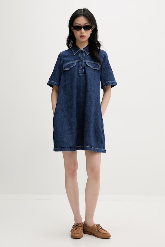 Tommy Jeans sukienka jeansowa DW0DW22989 niebieski SS26